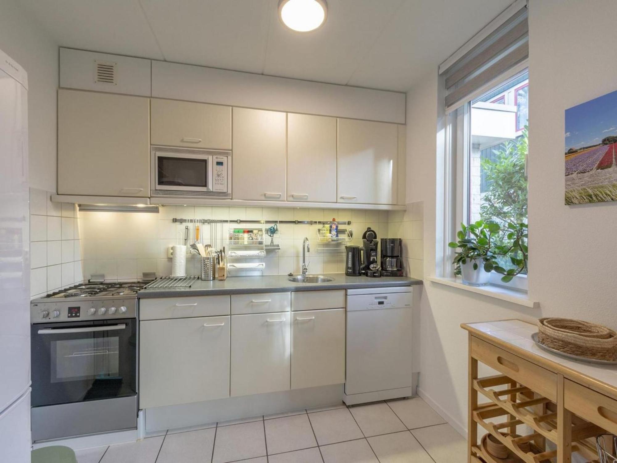 Cozy Holiday Home With Pool Sint Maartensvlotbrug Zewnętrze zdjęcie